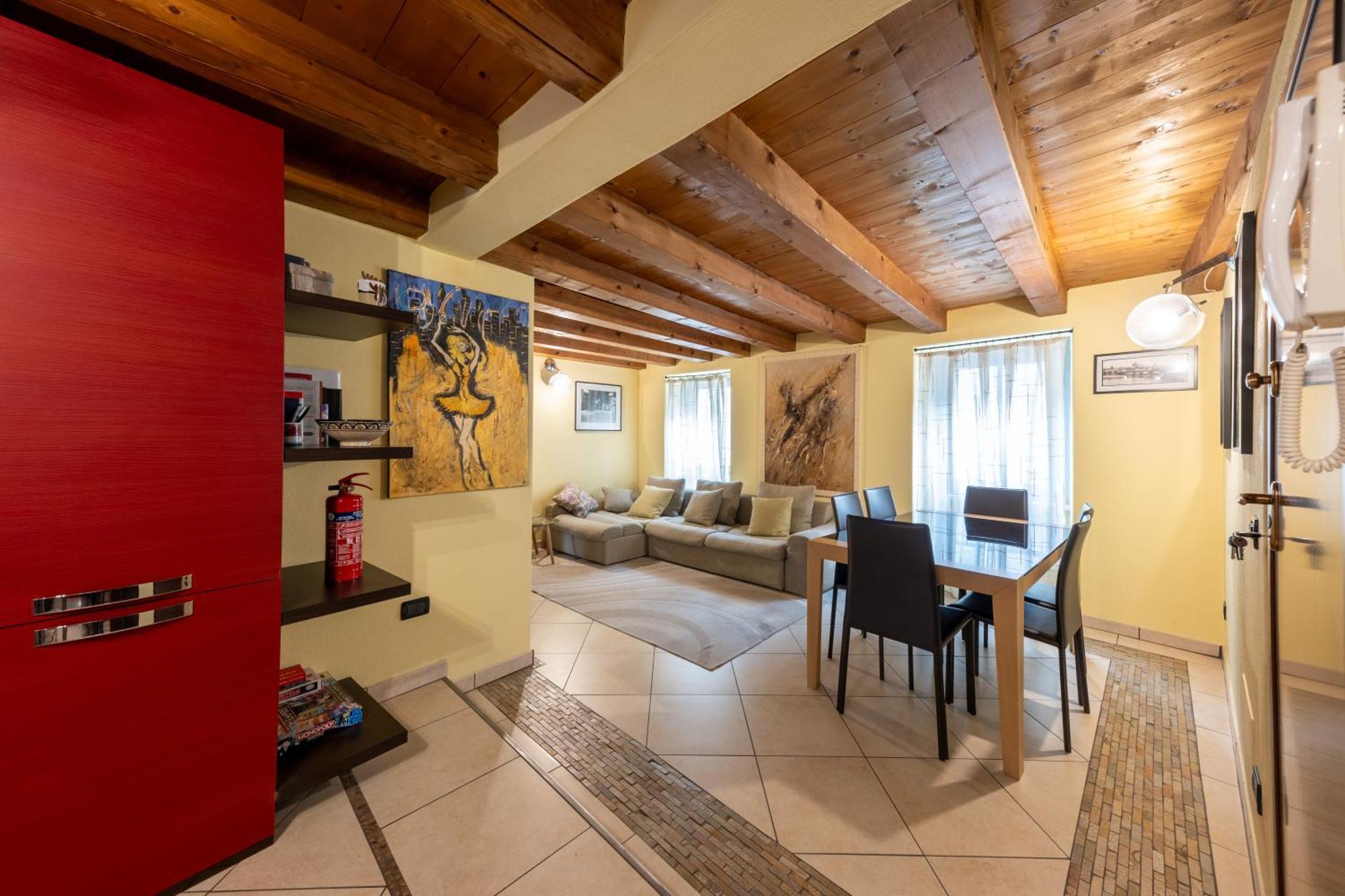 אאוסטה Alpine Apartment מראה חיצוני תמונה